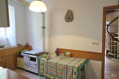 1695649957uqiavpzrea8n1r