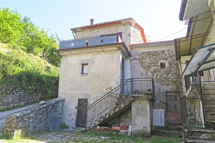 Image No.2-2 Bed Property for sale