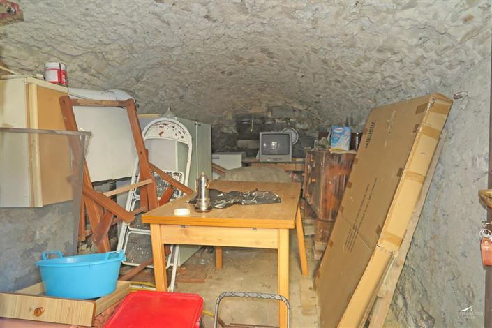 Image No.31-2 Bed Property for sale