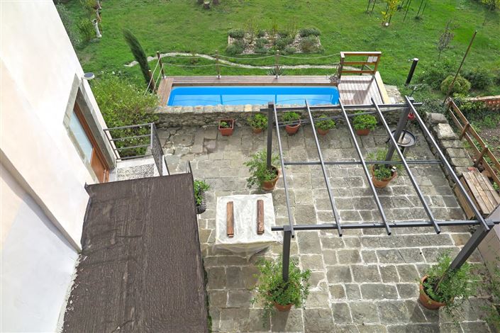 Image No.39-8 Bed Property for sale