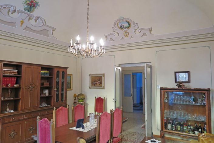 Image No.11-4 Bed Apartment for sale