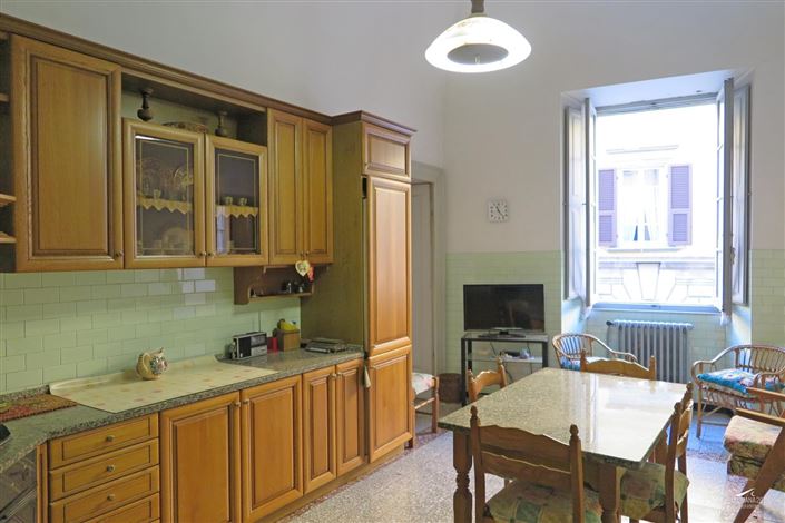 Image No.15-4 Bed Apartment for sale