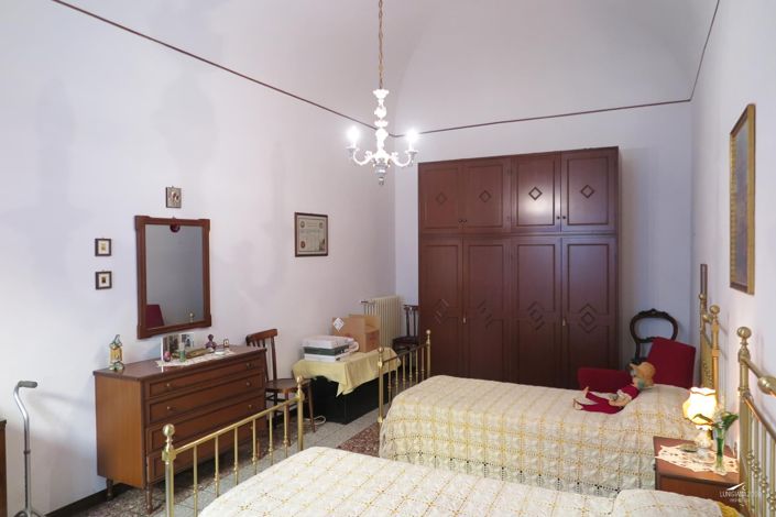 Image No.18-4 Bed Apartment for sale