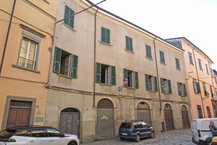 Image No.2-4 Bed Apartment for sale