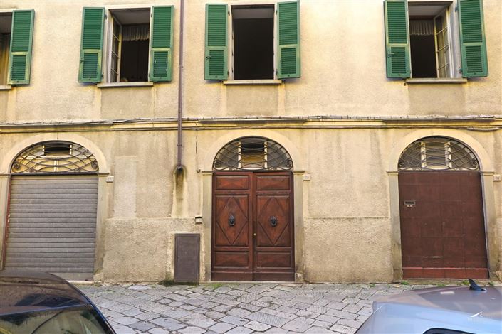 Image No.4-4 Bed Apartment for sale