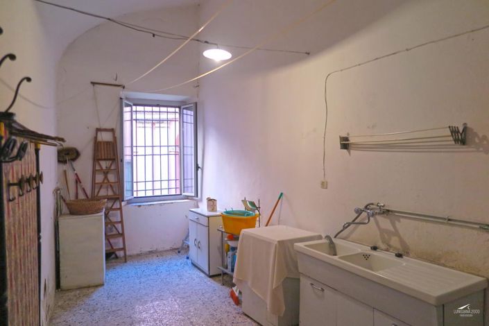 Image No.37-4 Bed Apartment for sale