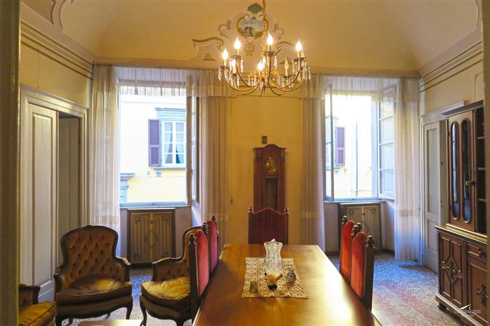 Image No.9-4 Bed Apartment for sale