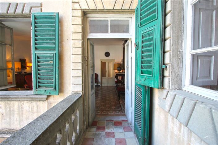 Image No.10-4 Bed Apartment for sale