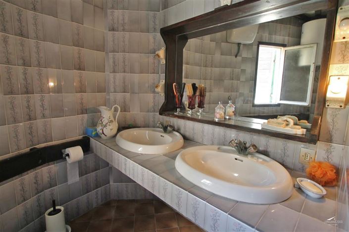 Image No.38-4 Bed Apartment for sale