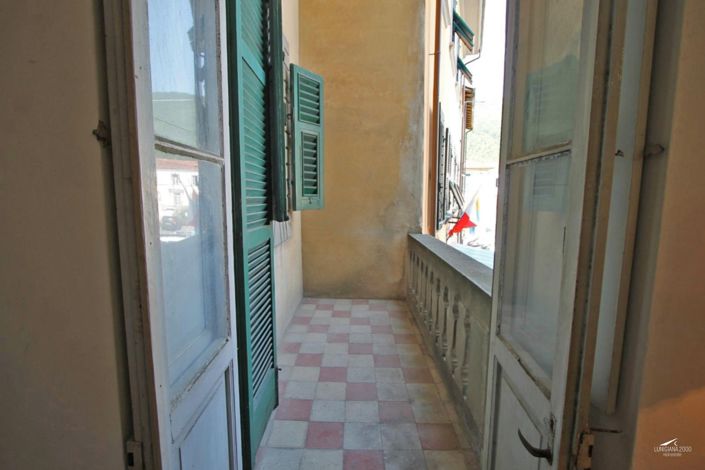 Image No.8-Appartement de 4 chambres à vendre