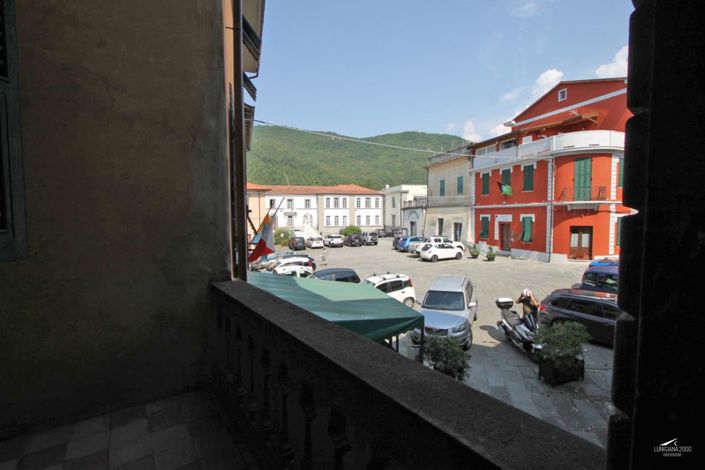 Image No.9-4 Bed Apartment for sale