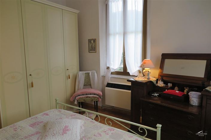 Image No.34-6 Bed Property for sale