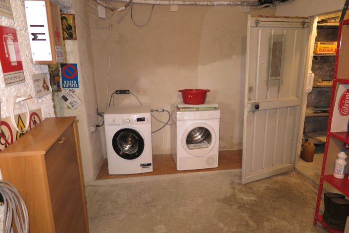 Image No.64-Propriété de 6 chambres à vendre à Bagnone