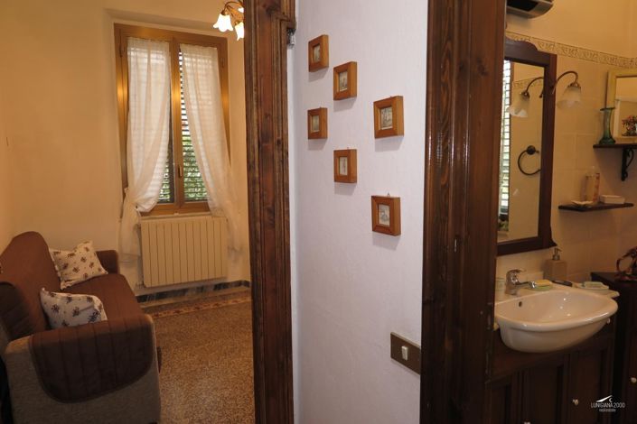 Image No.7-Propriété de 6 chambres à vendre à Bagnone