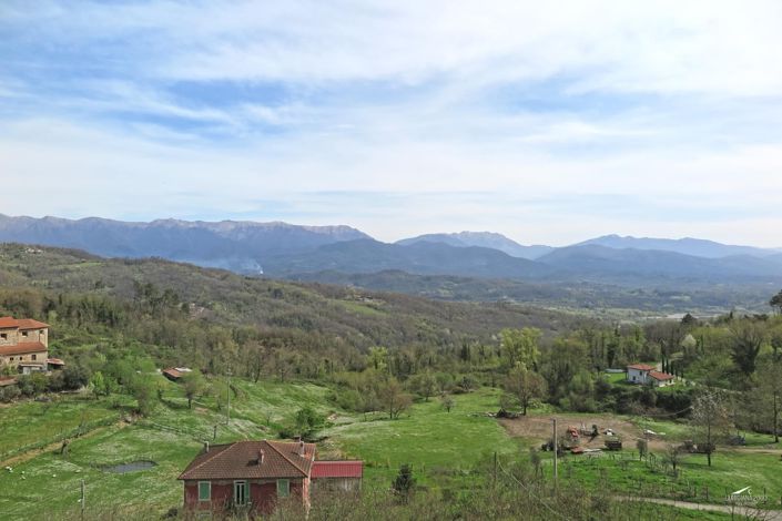 Image No.13-2 Bed Property for sale