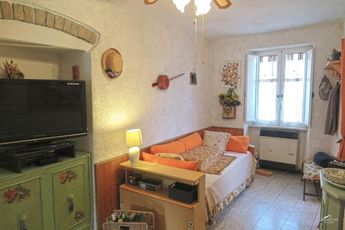 Image No.16-2 Bed Property for sale