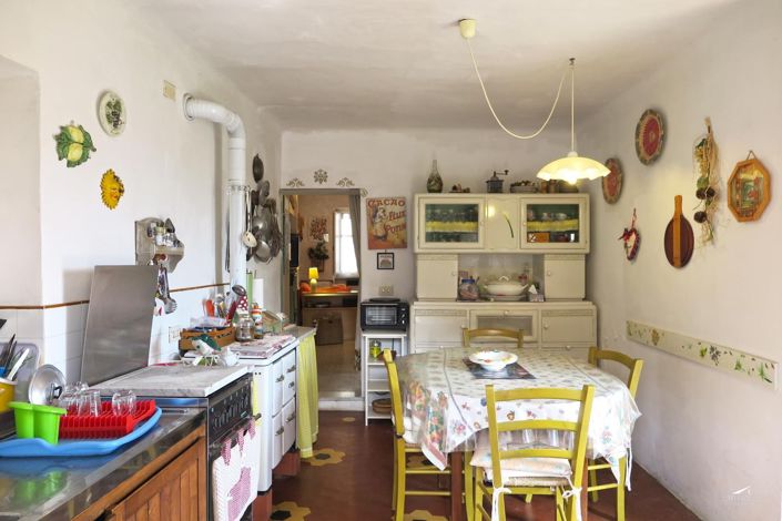 Image No.3-2 Bed Property for sale