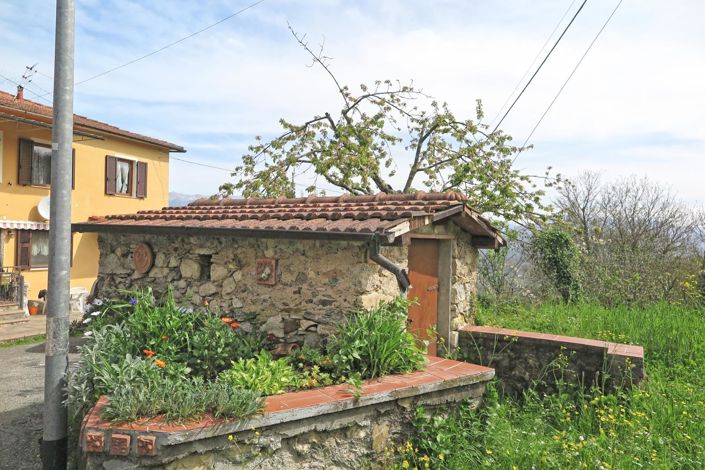 Image No.31-2 Bed Property for sale