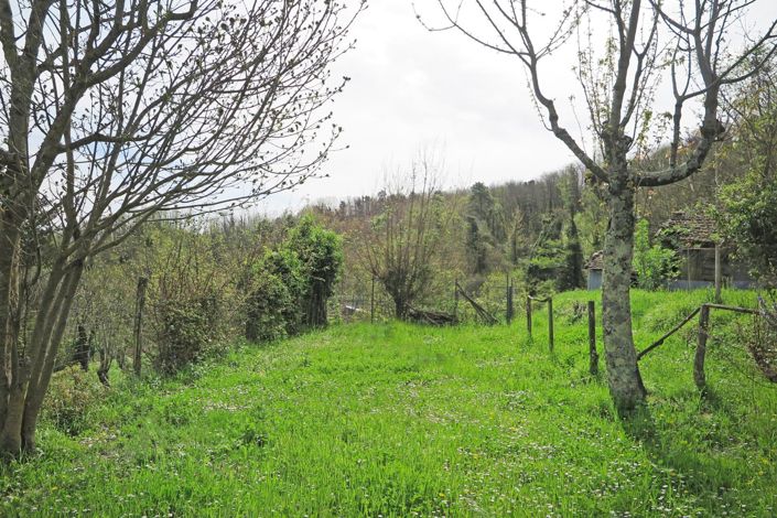 Image No.33-2 Bed Property for sale