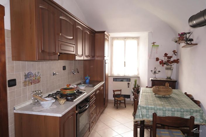 Image No.18-2 Bed Property for sale