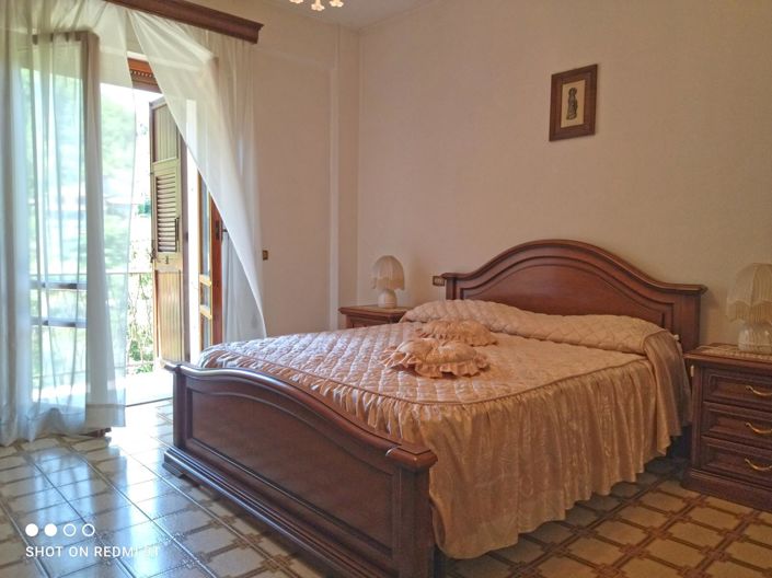 Image No.18-2 Bed Apartment for sale