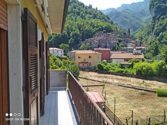 Image No.24-2 Bed Apartment for sale