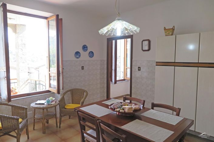 Image No.11-Propriété de 3 chambres à vendre à Bagnone