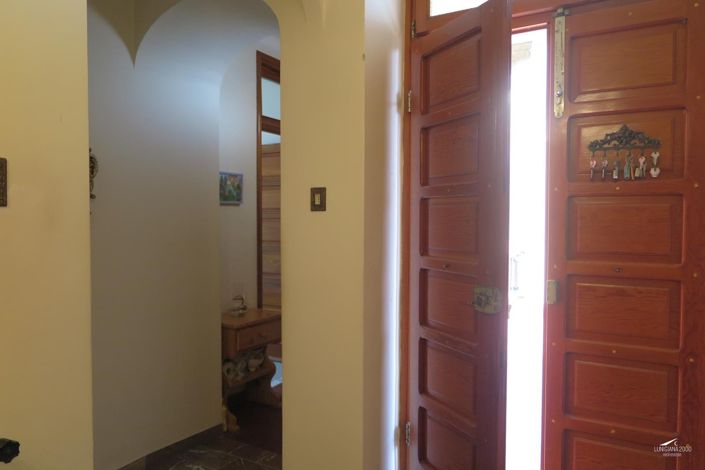 Image No.19-3 Bed Property for sale