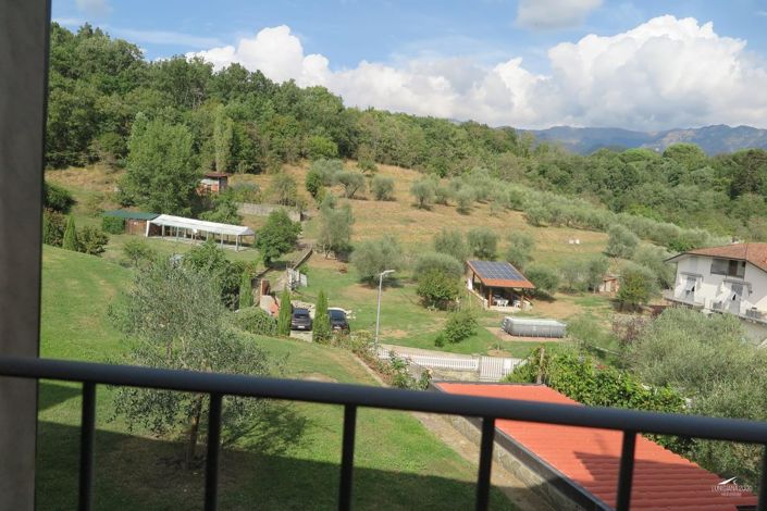 Image No.26-3 Bed Property for sale