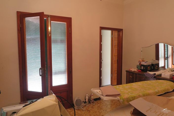 Image No.27-3 Bed Property for sale