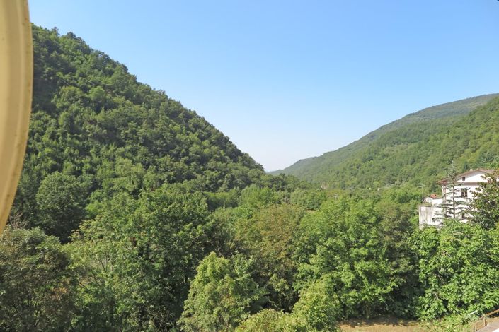 Image No.25-5 Bed Property for sale