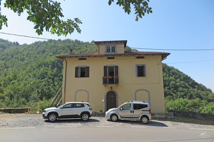 Image No.4-Propriété de 5 chambres à vendre à Licciana Nardi