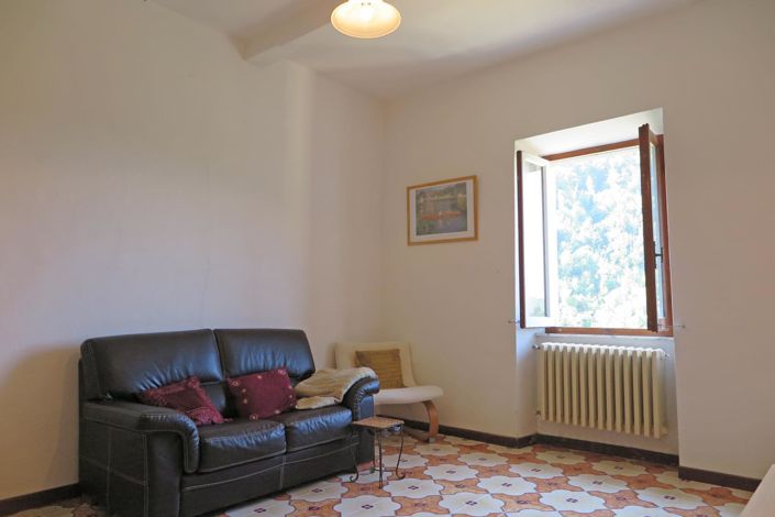 Image No.52-5 Bed Property for sale