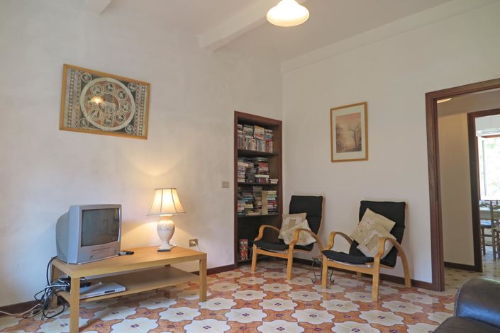 Image No.53-5 Bed Property for sale