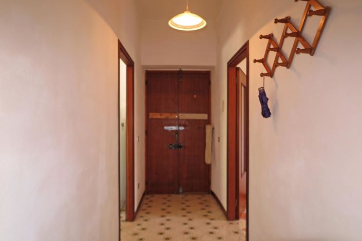 Image No.54-5 Bed Property for sale