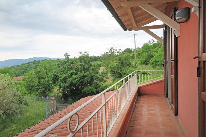 Image No.38-6 Bed Property for sale