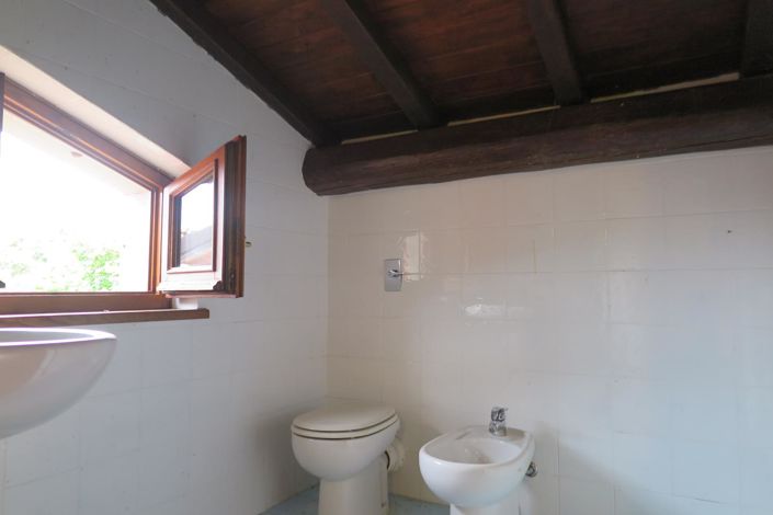 Image No.75-Propriété de 6 chambres à vendre à Filattiera