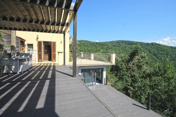 Image No.27-3 Bed Property for sale