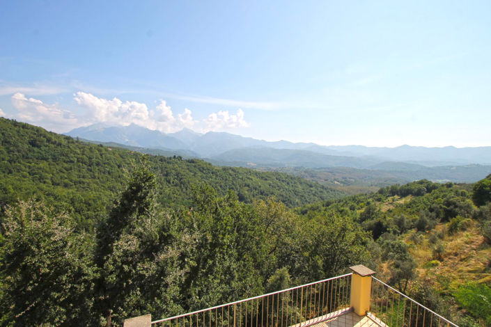 Image No.42-3 Bed Property for sale