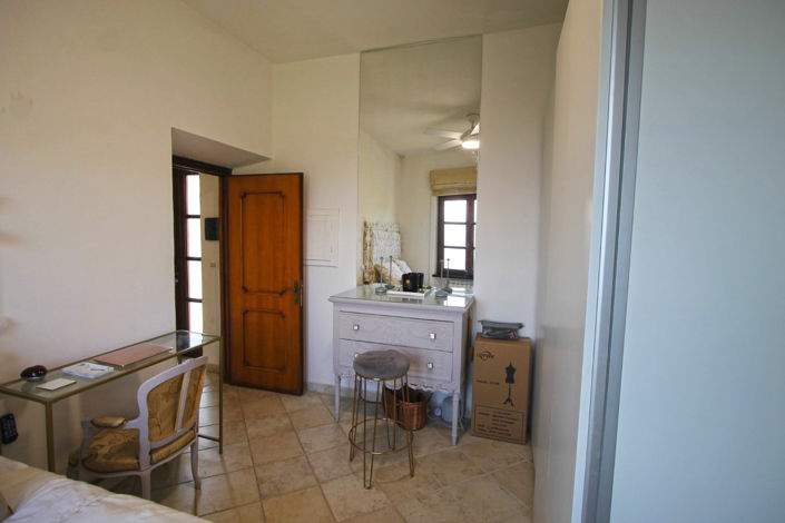 Image No.41-3 Bed Property for sale