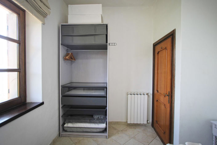 Image No.52-3 Bed Property for sale