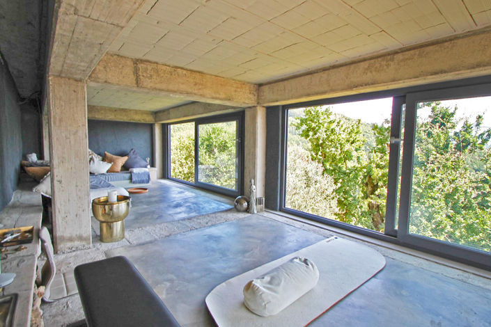 Image No.57-3 Bed Property for sale