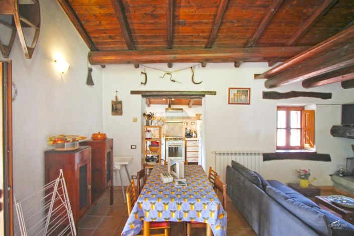 Image No.11-2 Bed Property for sale