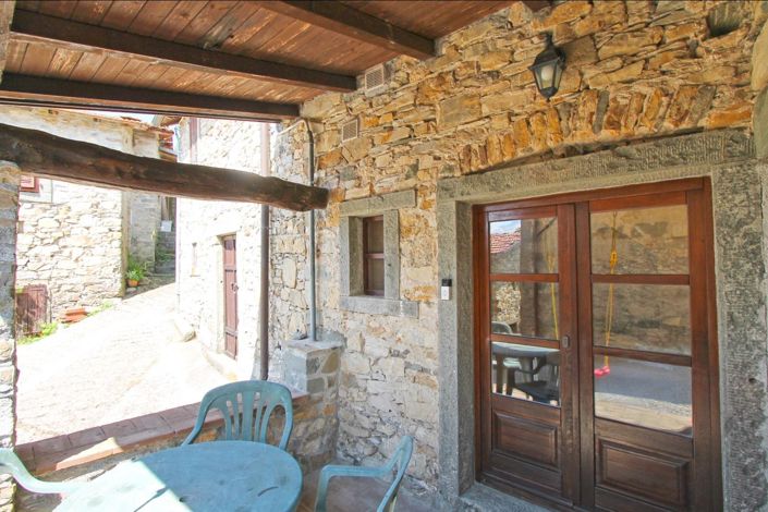 Image No.29-2 Bed Property for sale