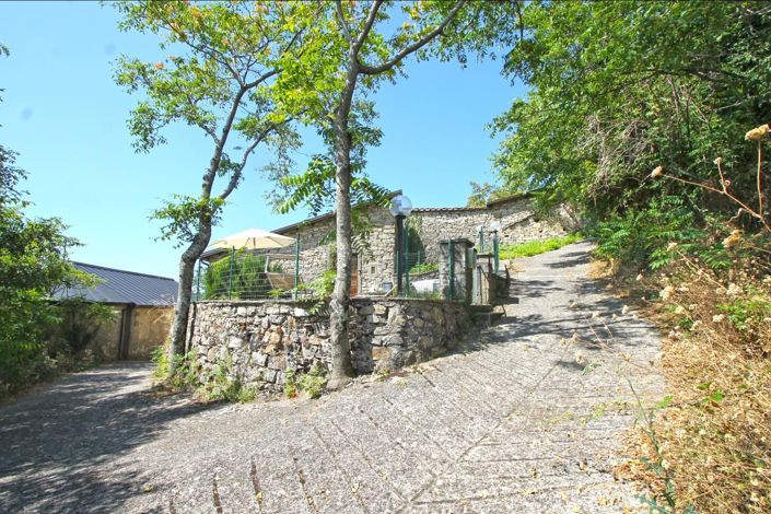 Image No.36-2 Bed Property for sale
