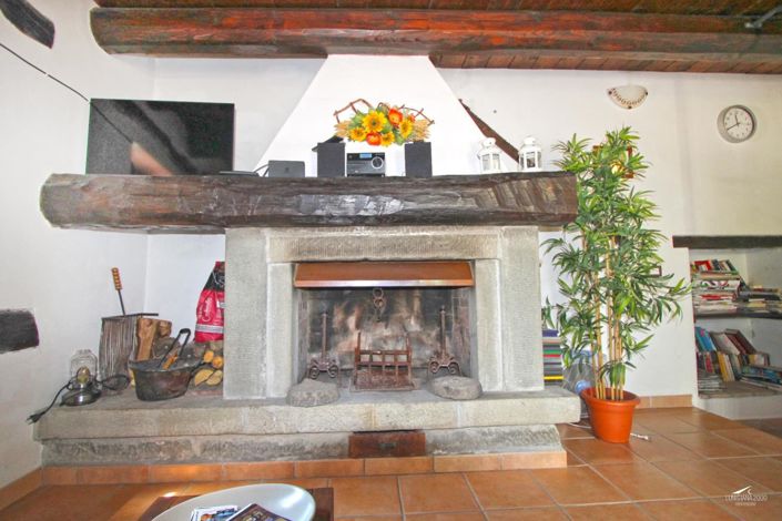 Image No.9-2 Bed Property for sale