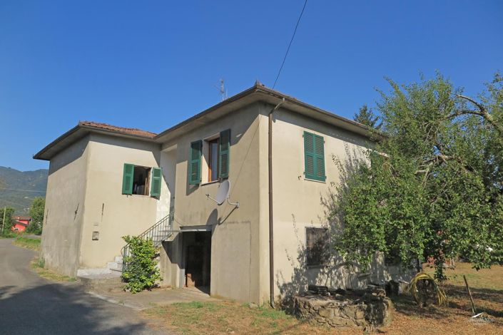 Image No.1-Propriété de 2 chambres à vendre à Mulazzo