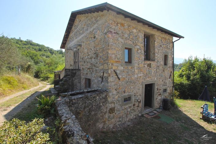 Image No.12-Ferme de 10 chambres à vendre à Fivizzano