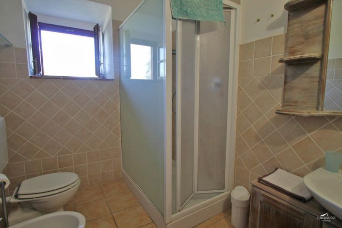 Image No.30-10 Bed Farmhouse for sale