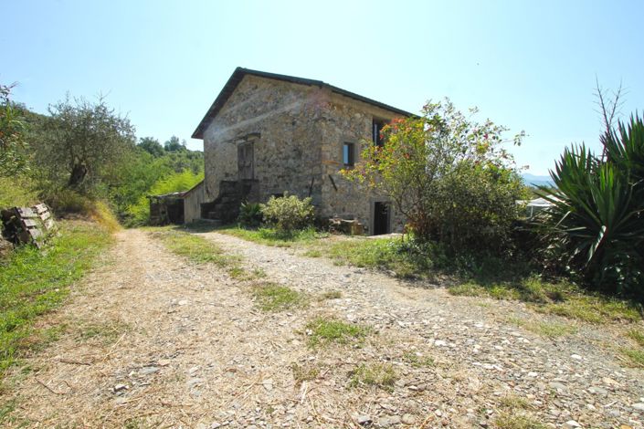 Image No.5-Ferme de 10 chambres à vendre à Fivizzano